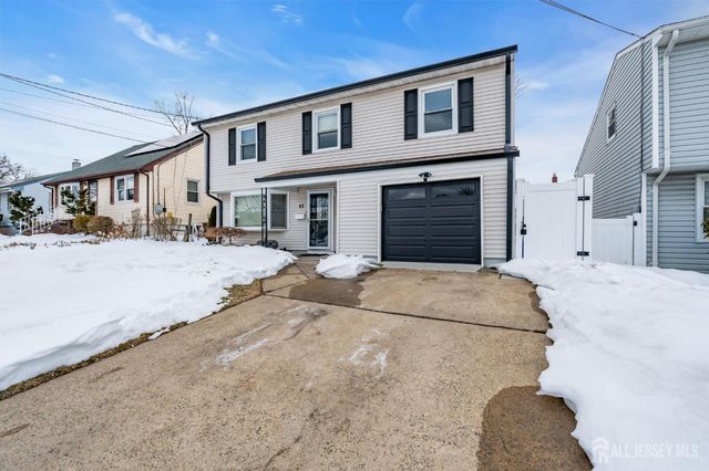 63 Daniel Street, Carteret, NJ 07008