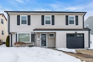 63 Daniel Street, Carteret, NJ 07008