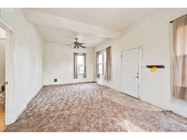 6221 Se 83RD Ave, Portland, OR 97266