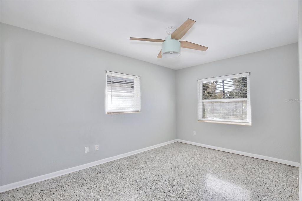 Image 21 of property listing at 427 SUNGLOW COURT, Orlando, FL 32803