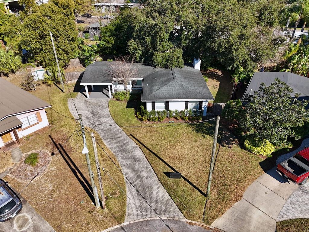 Image 34 of property listing at 427 SUNGLOW COURT, Orlando, FL 32803