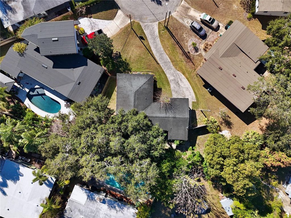 Image 38 of property listing at 427 SUNGLOW COURT, Orlando, FL 32803