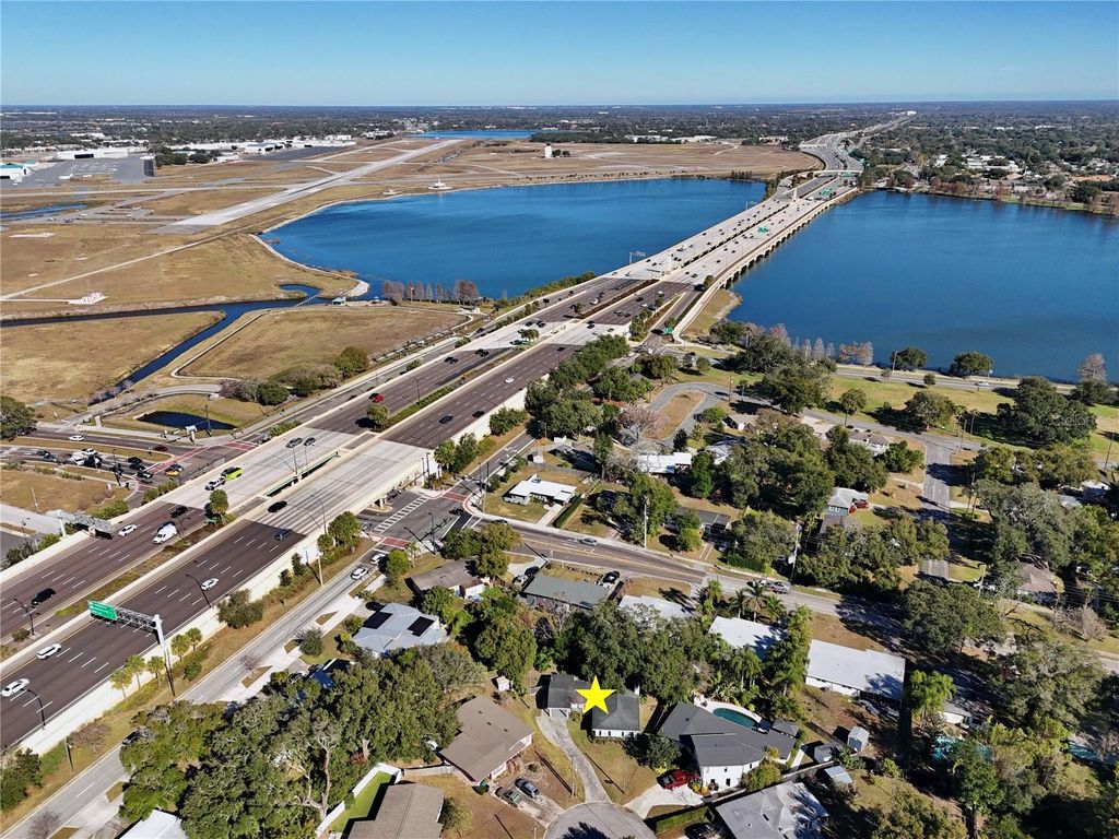 Image 44 of property listing at 427 SUNGLOW COURT, Orlando, FL 32803