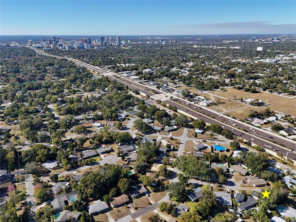 Image 51 of property listing at 427 SUNGLOW COURT, Orlando, FL 32803