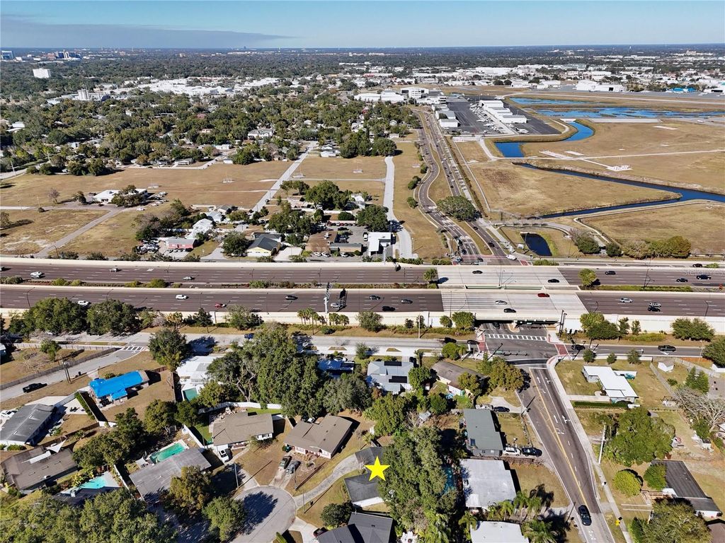 Image 52 of property listing at 427 SUNGLOW COURT, Orlando, FL 32803