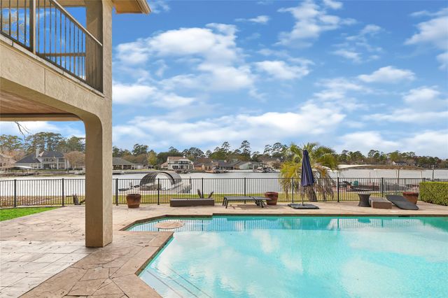 3519 Brookhaven Drive, Montgomery, TX 77356