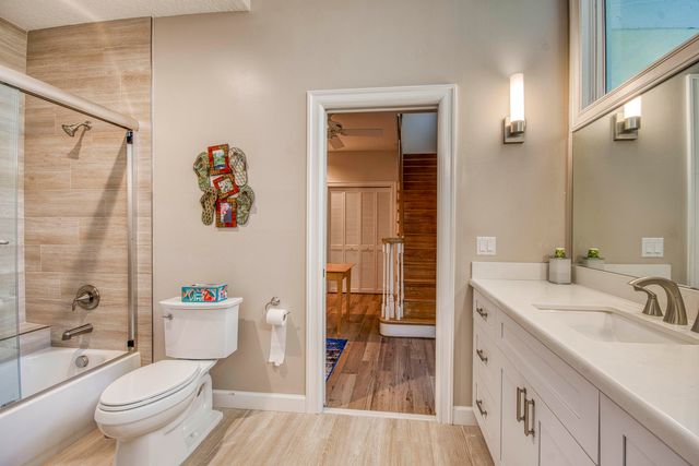 185 Thornton Drive, Palm Beach Gardens, FL 33418