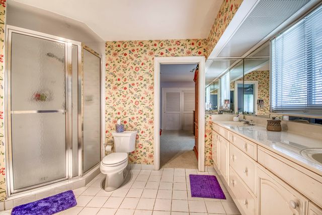 185 Thornton Drive, Palm Beach Gardens, FL 33418