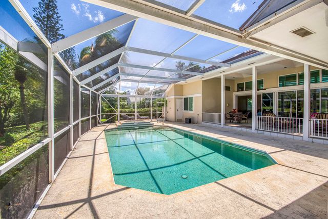 185 Thornton Drive, Palm Beach Gardens, FL 33418