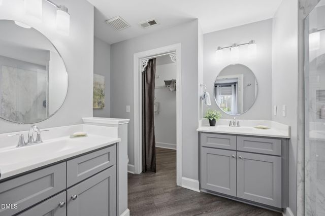 200 Maple Creek Court, Apex, NC 27502