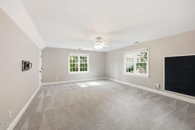 200 Maple Creek Court, Apex, NC 27502