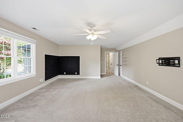 200 Maple Creek Court, Apex, NC 27502