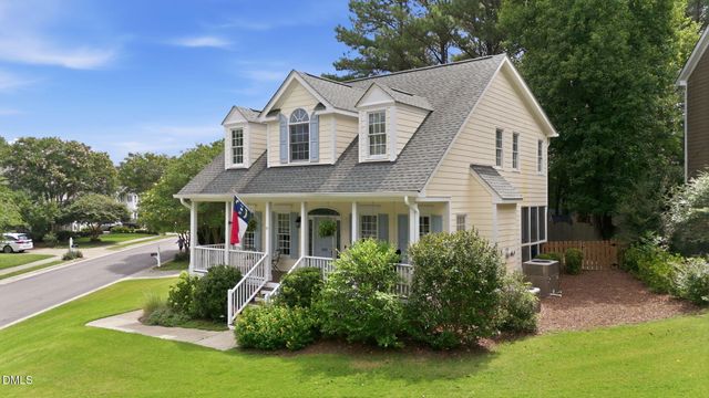 200 Maple Creek Court, Apex, NC 27502