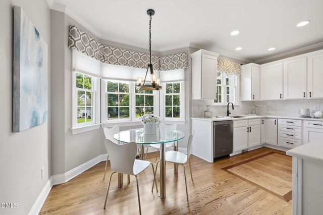 200 Maple Creek Court, Apex, NC 27502