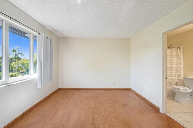 3010 NE 21st Terrace, Fort Lauderdale, FL 33306