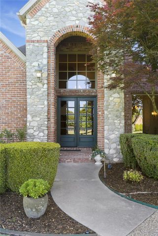 350 Polo Drive, Fayetteville, AR 72703