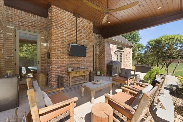 350 Polo Drive, Fayetteville, AR 72703