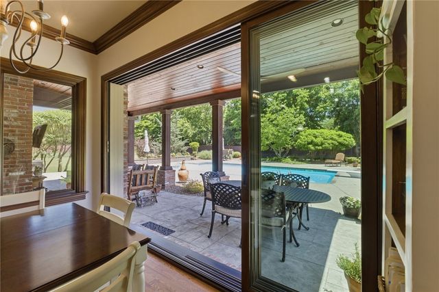 350 Polo Drive, Fayetteville, AR 72703