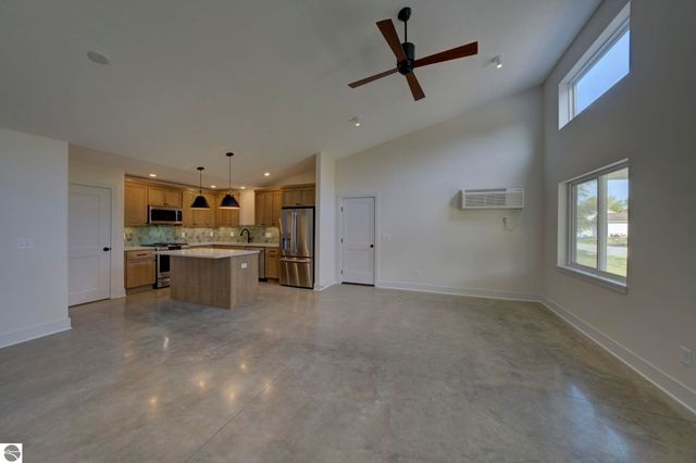 3882 Falling Leaf Trail, Traverse City, MI 49686