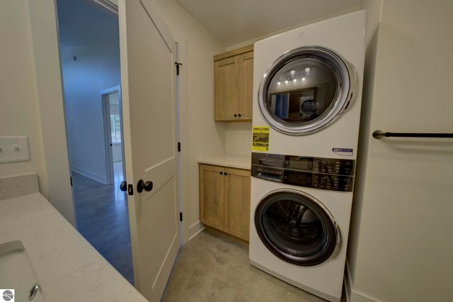 3882 Falling Leaf Trail, Traverse City, MI 49686