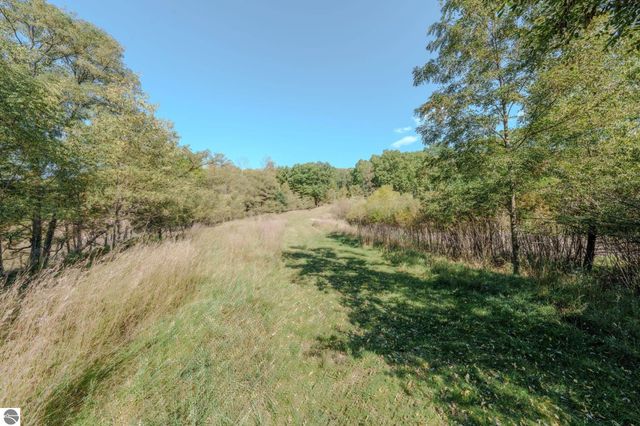 3882 Falling Leaf Trail, Traverse City, MI 49686