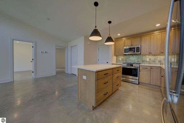 3882 Falling Leaf Trail, Traverse City, MI 49686