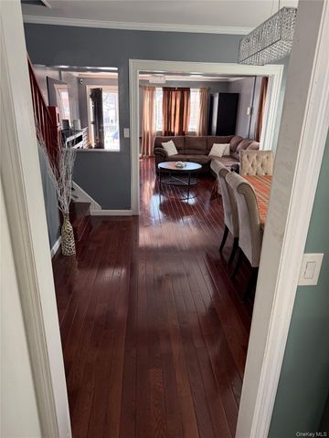 43 Dewitt, Valley Stream, NY 11580