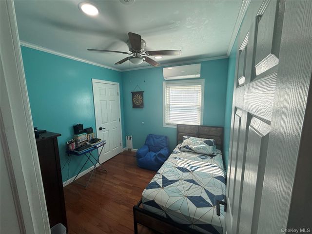 43 Dewitt, Valley Stream, NY 11580