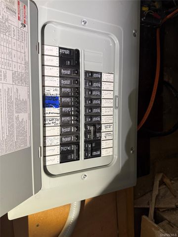 43 Dewitt, Valley Stream, NY 11580