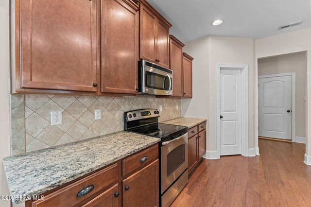 195 Glenmoor Drive, Southern Pines, NC 28387