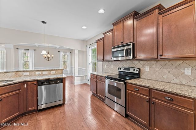 195 Glenmoor Drive, Southern Pines, NC 28387