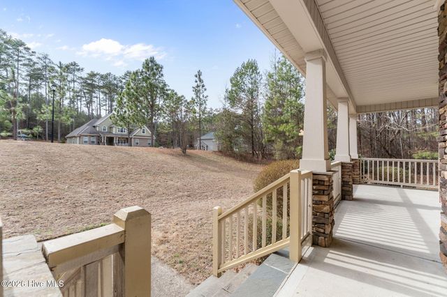 195 Glenmoor Drive, Southern Pines, NC 28387