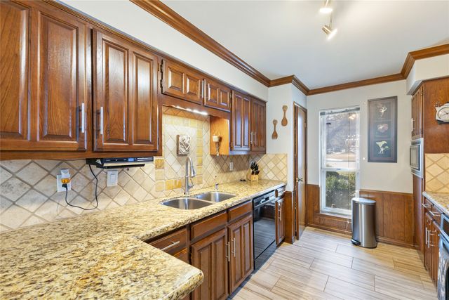 2402 Scott Mill Road, Carrollton, TX 75006