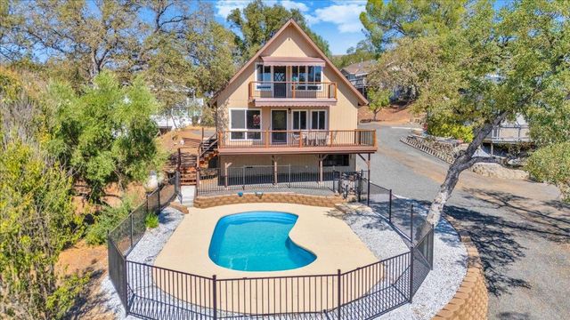 512 Bret Harte Dr, Copperopolis, CA 95228