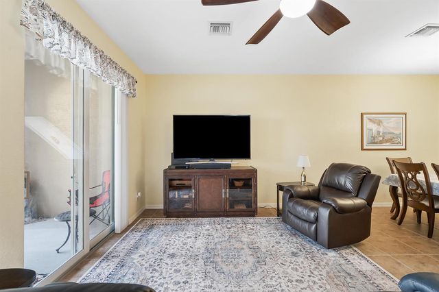 4870 Bonsai Circle 106, Palm Beach Gardens, FL 33418