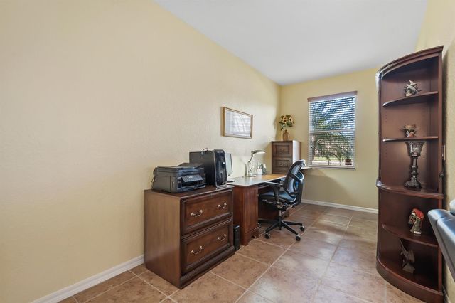 4870 Bonsai Circle 106, Palm Beach Gardens, FL 33418