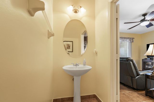 4870 Bonsai Circle 106, Palm Beach Gardens, FL 33418