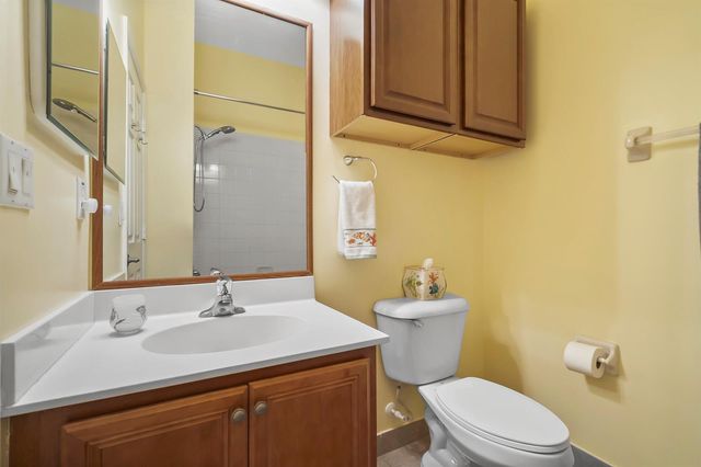 4870 Bonsai Circle 106, Palm Beach Gardens, FL 33418