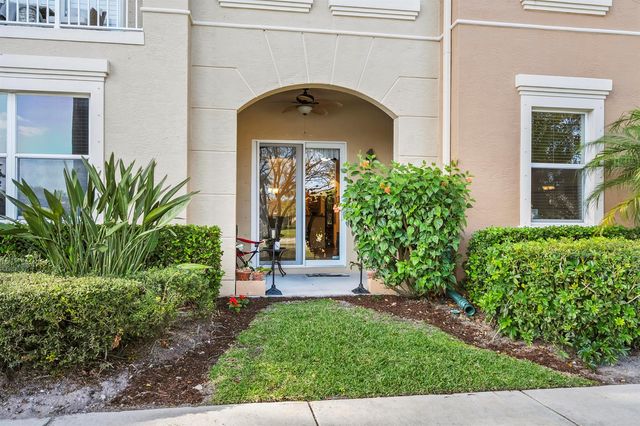 4870 Bonsai Circle 106, Palm Beach Gardens, FL 33418
