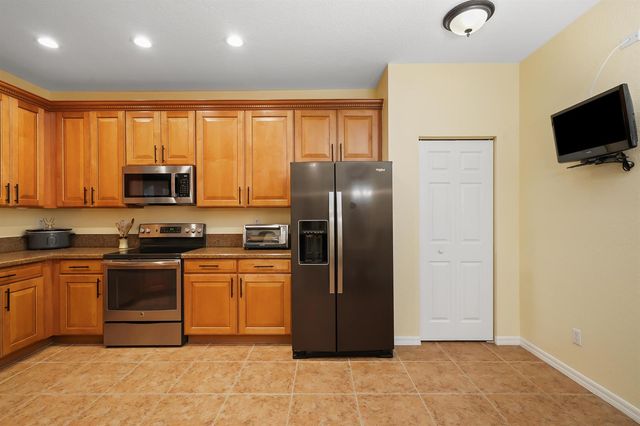 4870 Bonsai Circle 106, Palm Beach Gardens, FL 33418