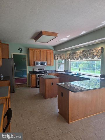 300 ARCHER CT, Berryville, VA 22611