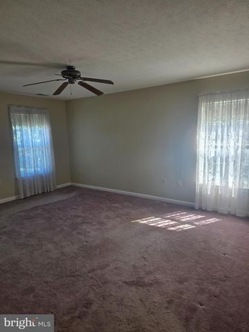 300 ARCHER CT, Berryville, VA 22611