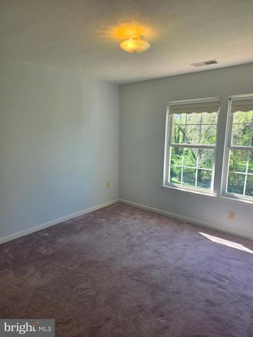 300 ARCHER CT, Berryville, VA 22611