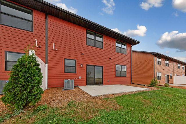 809 Viburnum Street, Belle Plaine, MN 56011