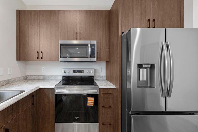 809 Viburnum Street, Belle Plaine, MN 56011