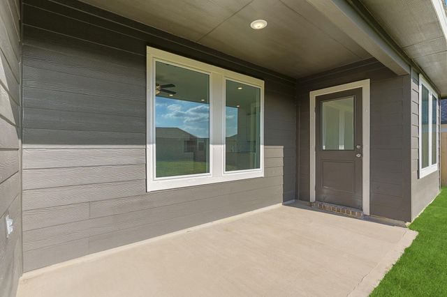 9138 Sunset Marina Way, Iowa Colony, TX 77583