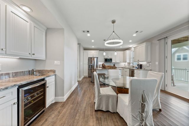 21325 Gulf Drive, Galveston, TX 77554