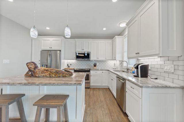 21325 Gulf Drive, Galveston, TX 77554