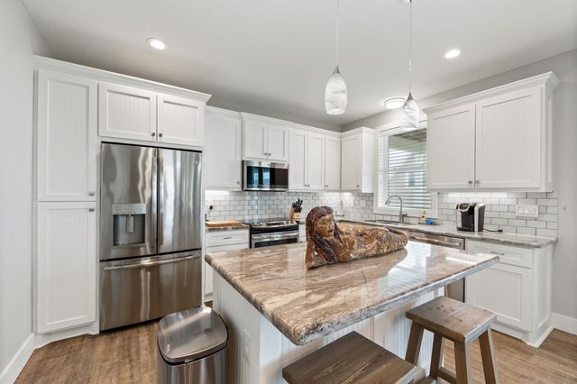 21325 Gulf Drive, Galveston, TX 77554