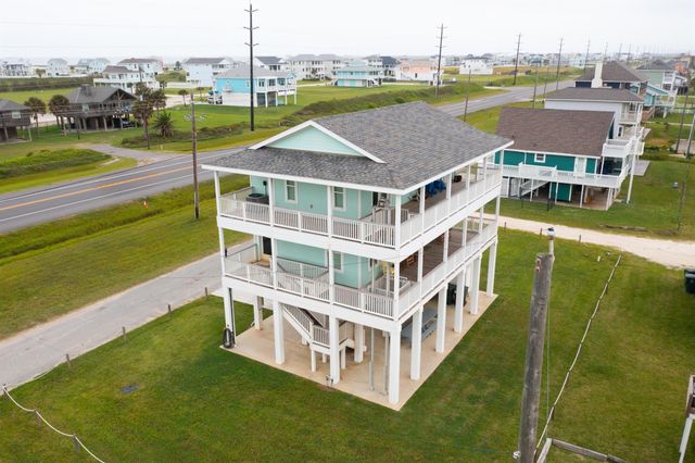 21325 Gulf Drive, Galveston, TX 77554